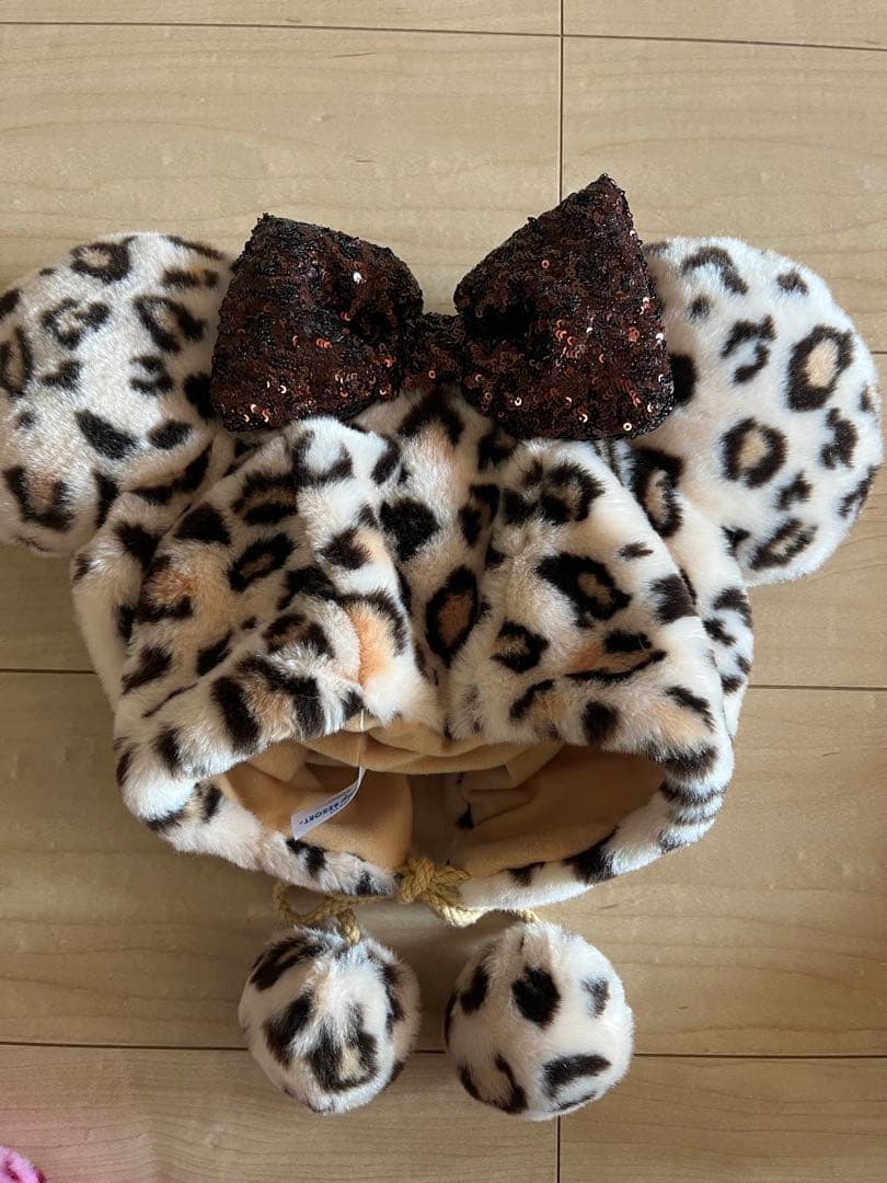 ヒョウ柄ミッキー型帽子（スパンコール付き）