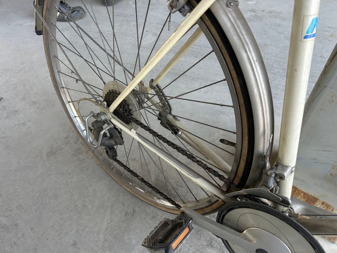 カワムラニシキ古い自転車