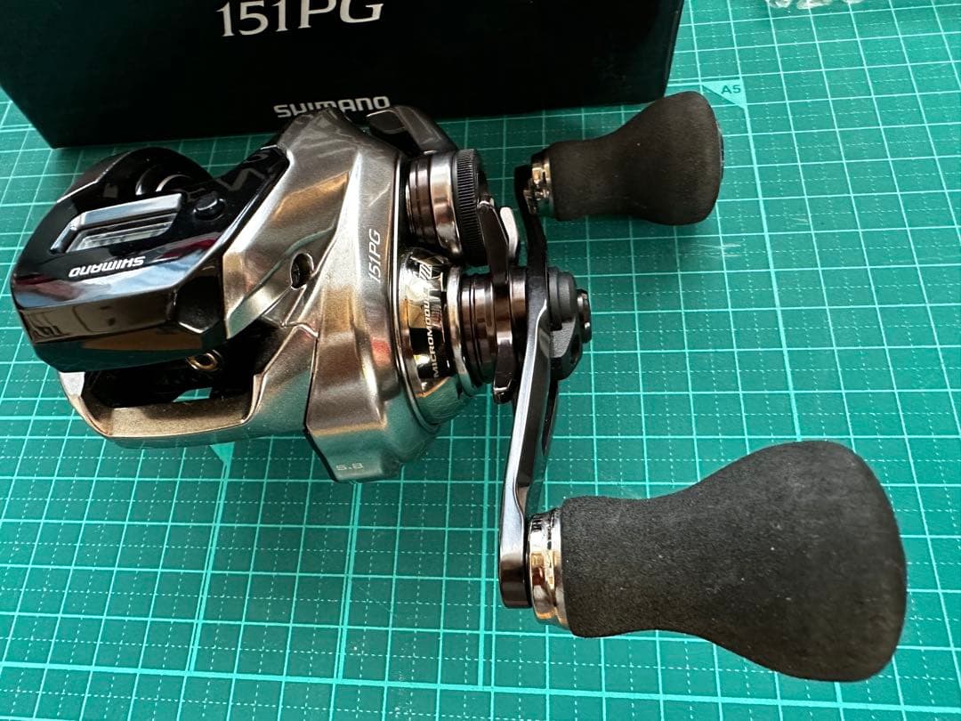 リール 18 SHIMANO ENGETSU PREMIUM 151PG