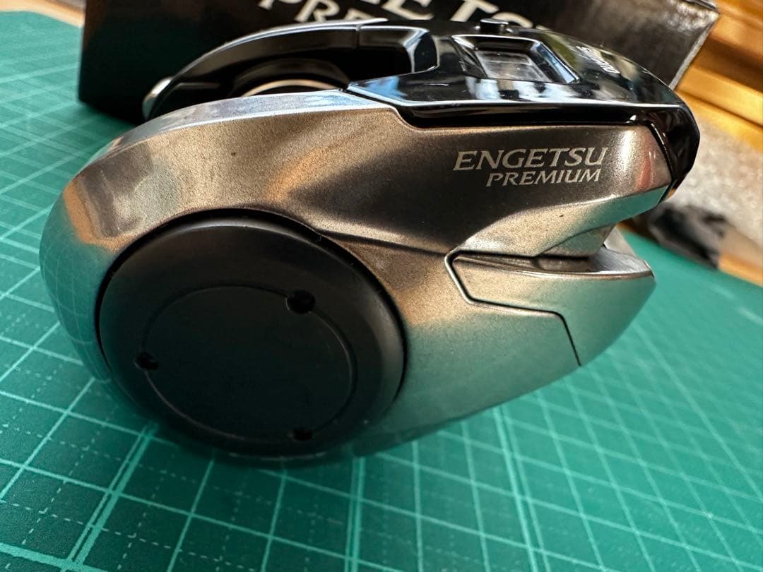 リール 18 SHIMANO ENGETSU PREMIUM 151PG