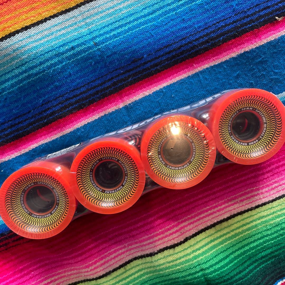 SPITFIRE SUPERWIDES 58mm90A スケボーウィール
