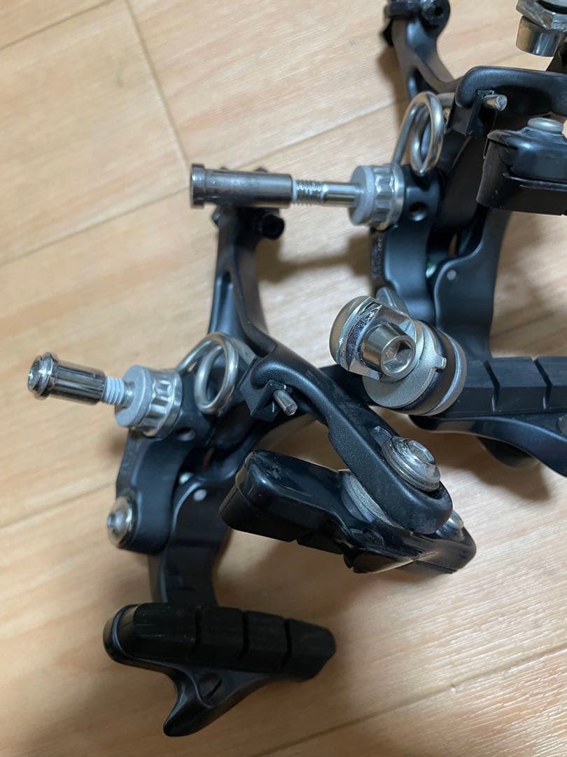 SHIMANO ULTEGRA BR-6700 リムブレーキキャリパー前後セット