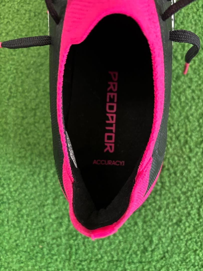 adidas Predator アキュラシー.1 fg
