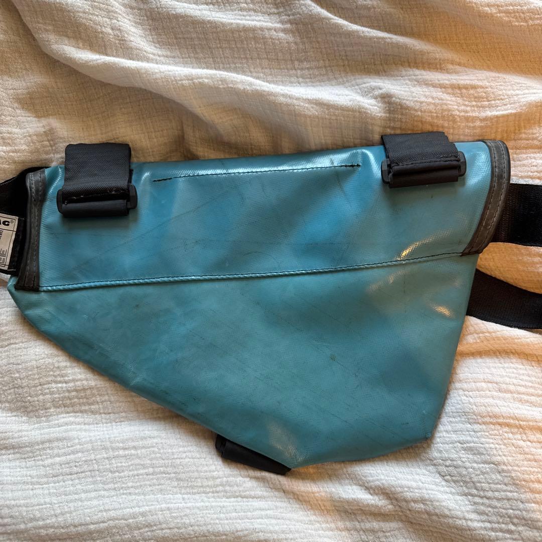 FREITAG メッセンジャーバッグ 青/黄色
