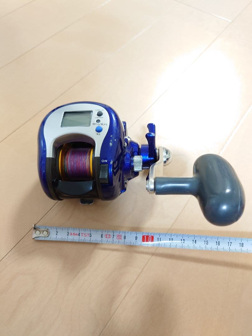 DAIWA デジタル表示 フィッシングリール 250F
