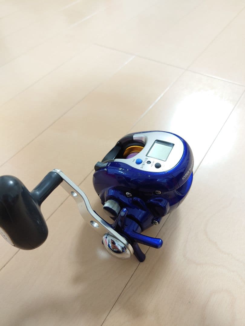 DAIWA デジタル表示 フィッシングリール 250F