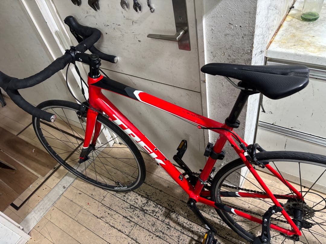 TREK DOMANE AL 2 ロードバイク レッド