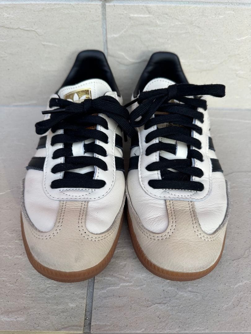 アディダス サンバ CREAMWHITE/CORE BLACK/SANDSTON
