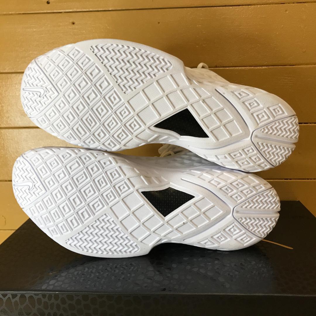 シューズ(男性用) NIKE Kobe 3 Protro \"Halo\" 28cm