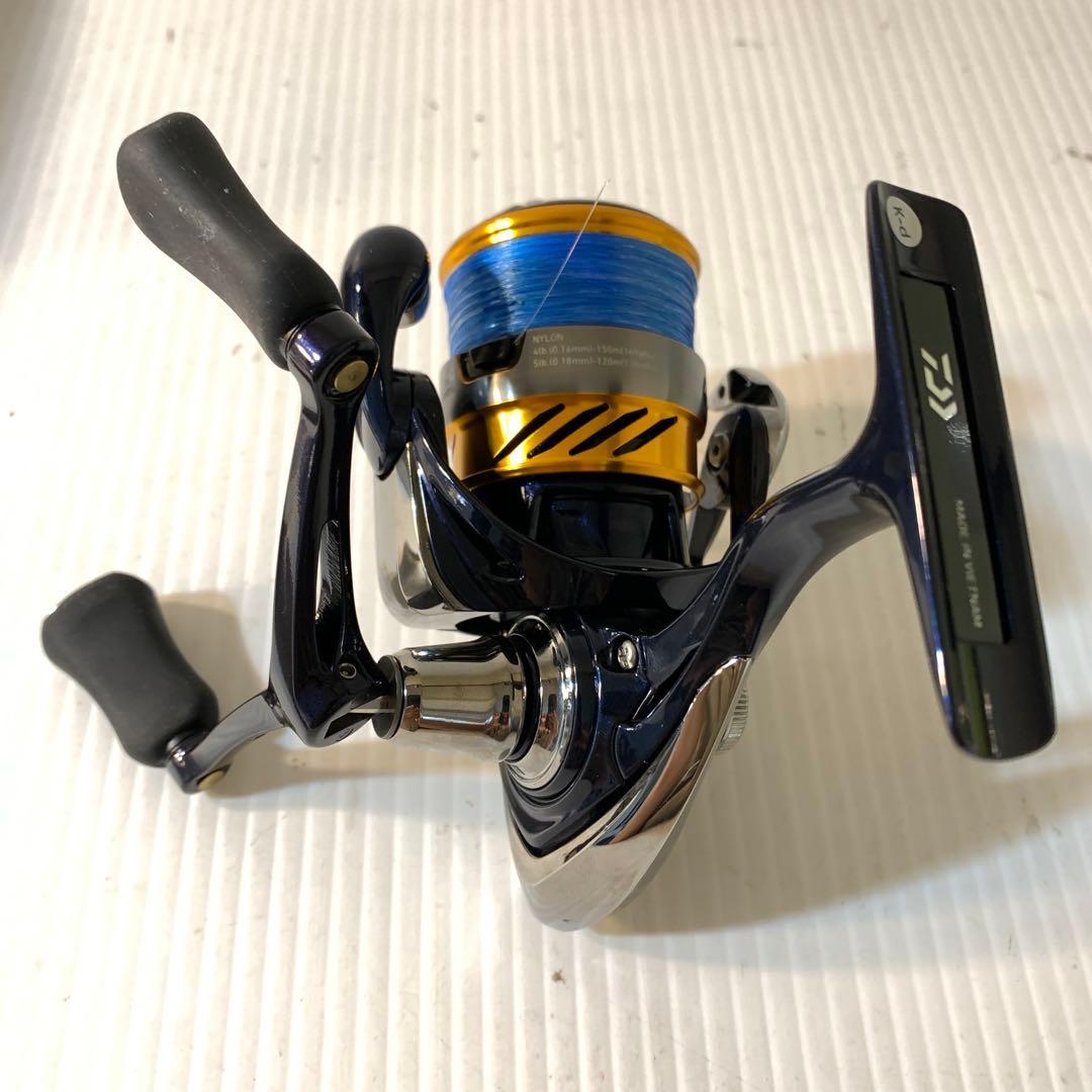 ダイワ　スピニングリール　24レブロス　中古　M70912-1