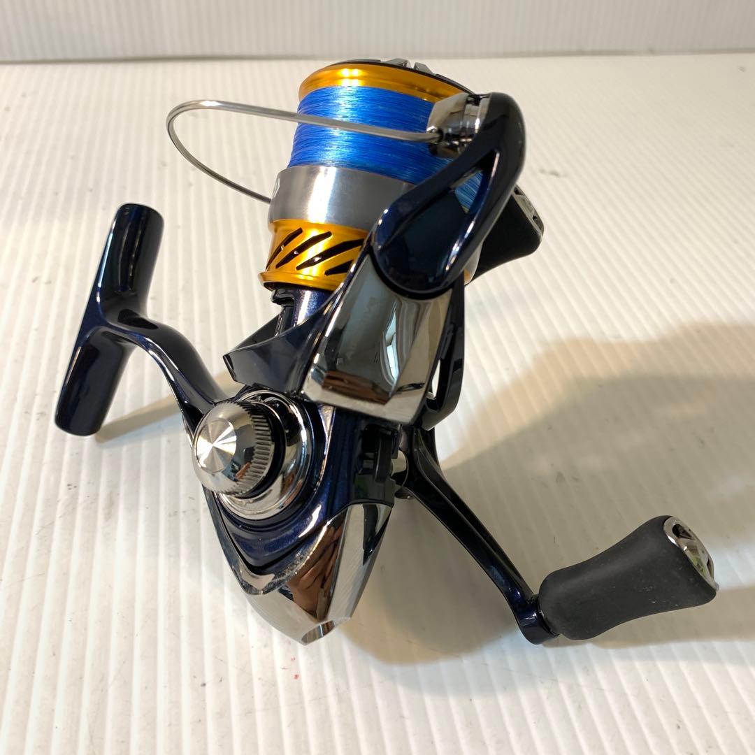 ダイワ　スピニングリール　24レブロス　中古　M70912-1