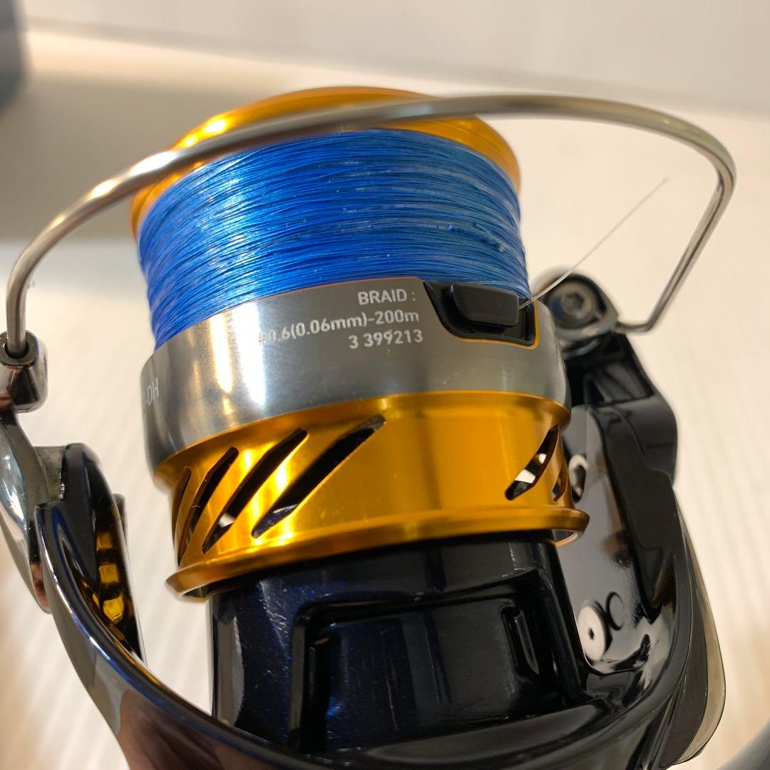 ダイワ　スピニングリール　24レブロス　中古　M70912-1