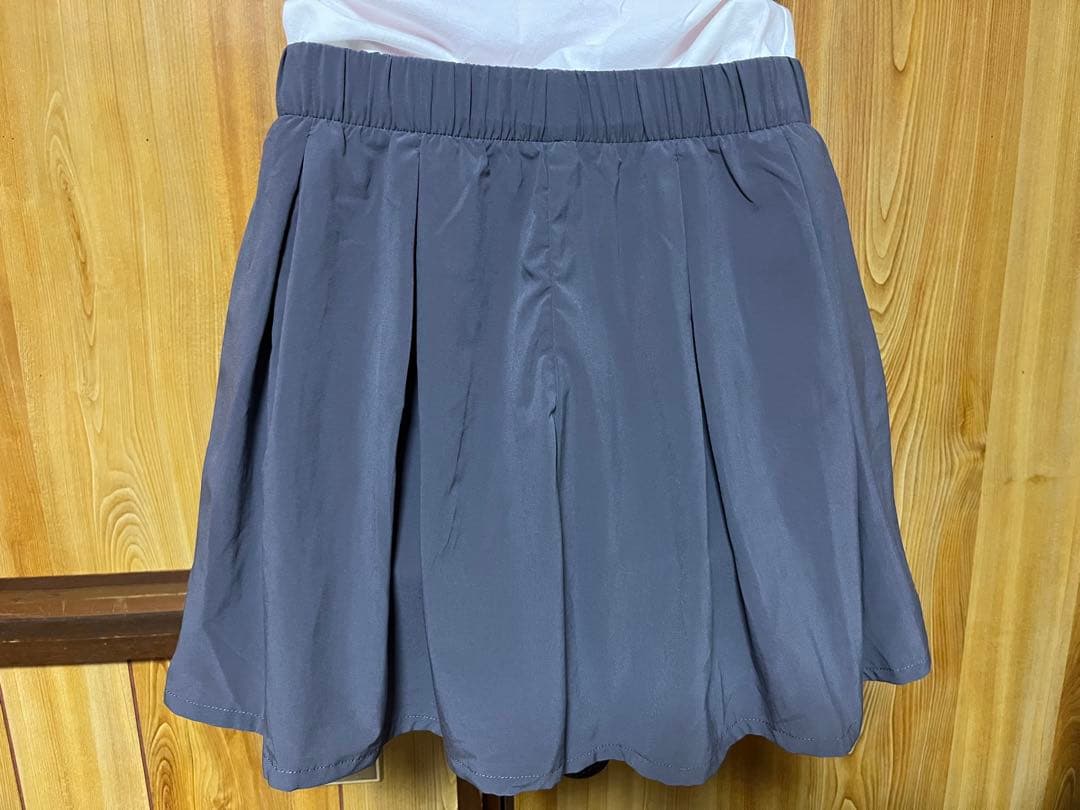 ダンスキン新品DANSKINスカート風パンツヨガウォーキングノースフェイス