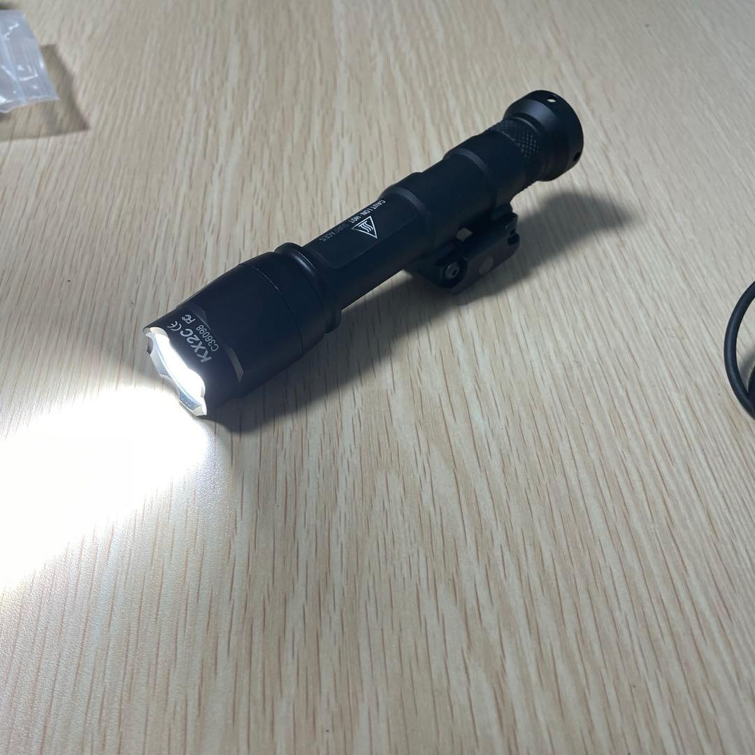 DBAL MINI フラッシュライト　デュアルボタンリモートスイッチ