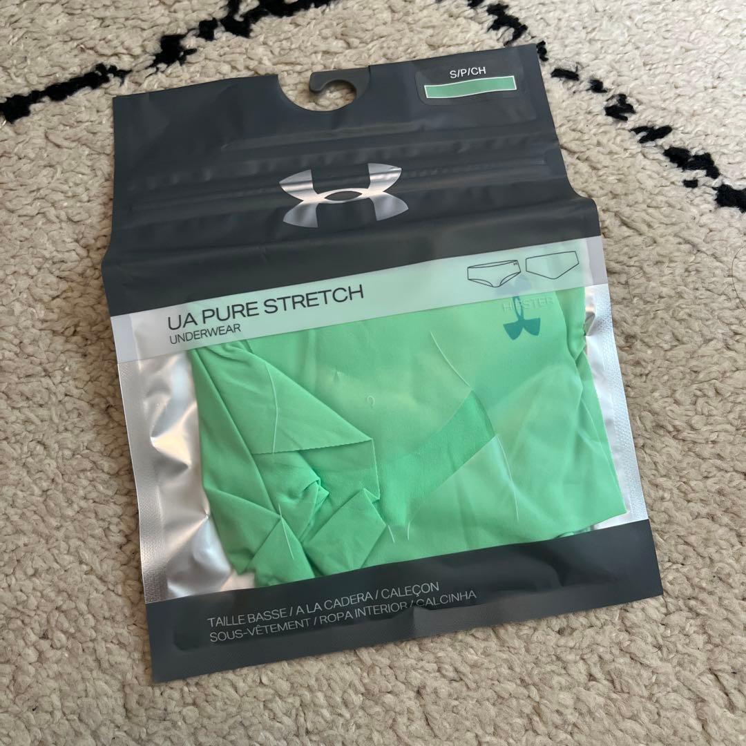 【新品未使用】Under Armour スキーパンツ&アンダーウェア　ミント