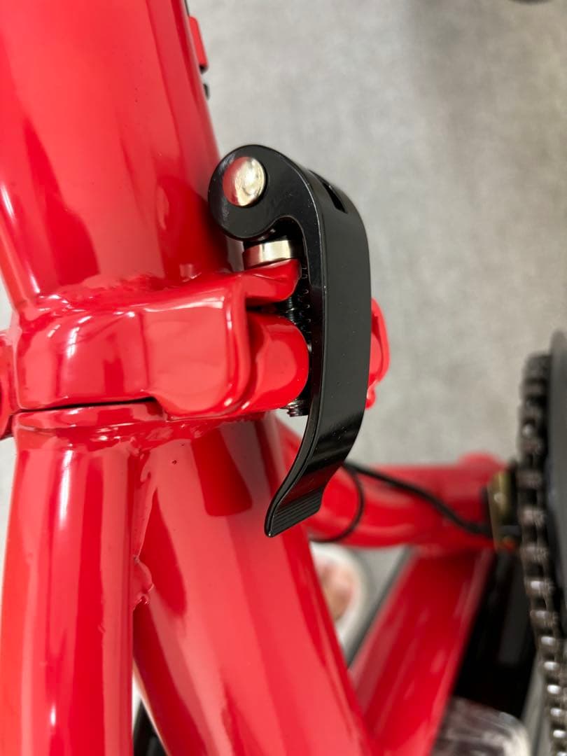 送料込み/新品/ハイスペック/折りたたみ/電動アシスト自転車/レッド
