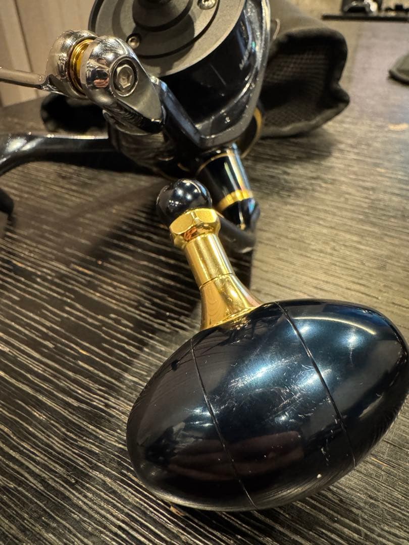DAIWA SALTIGA 20000-H スピニングリール