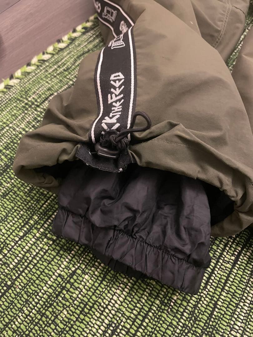 韓国ウェア　セットアップ　スノーウェア　XL　セットアップ