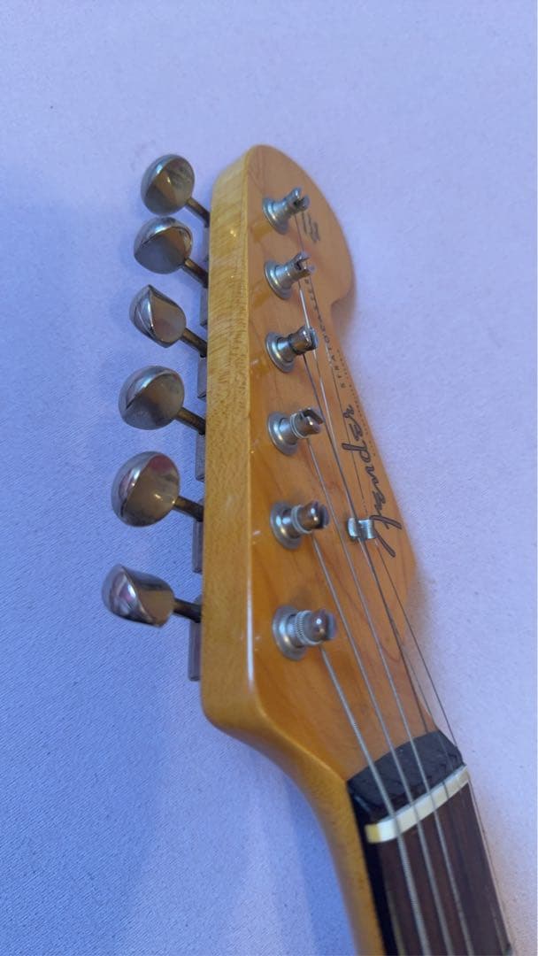 Fender フジゲン製　ジャパンモデル　黒　ギター Japan ST62-53