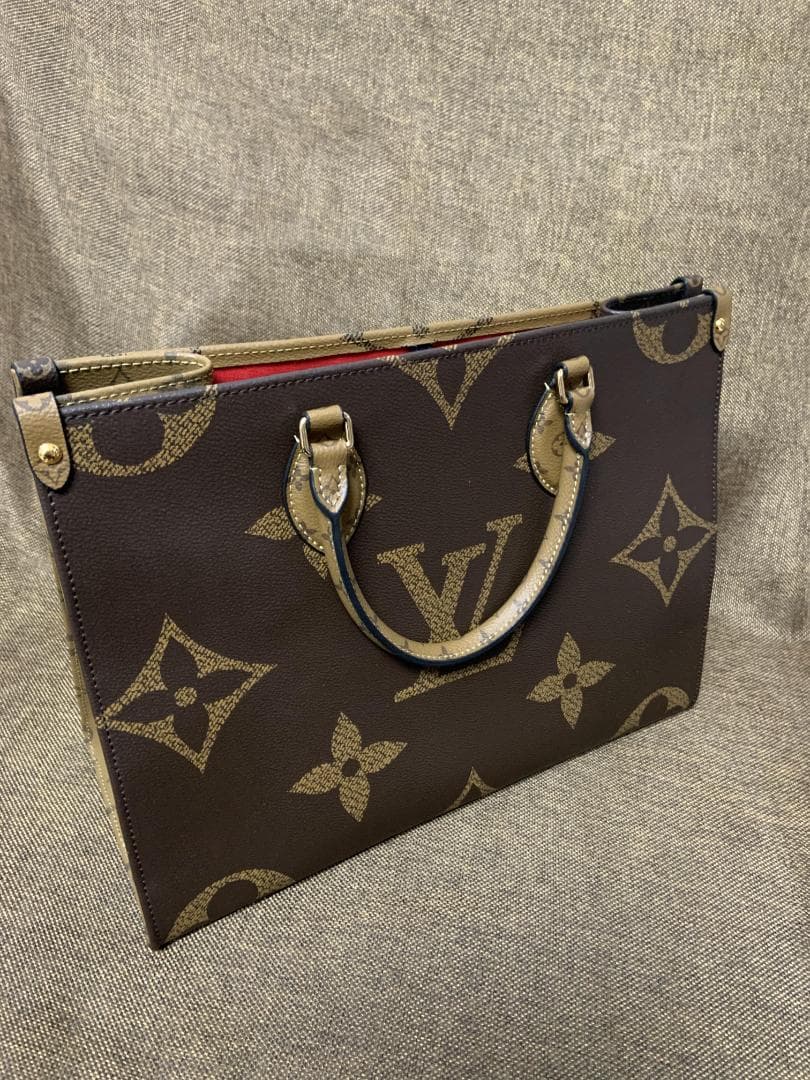 LOUIS VUITTON モノグラム ジャイアント リバース オンザゴーMM