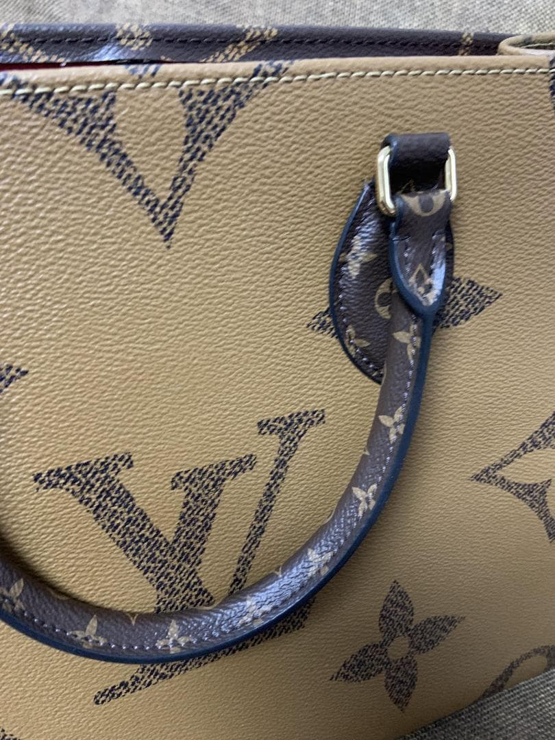 LOUIS VUITTON モノグラム ジャイアント リバース オンザゴーMM