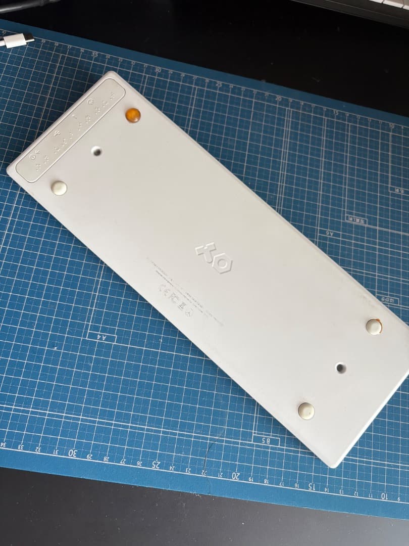 （ジャンク品）Teenage Engineering OP-1 シンセサイザー