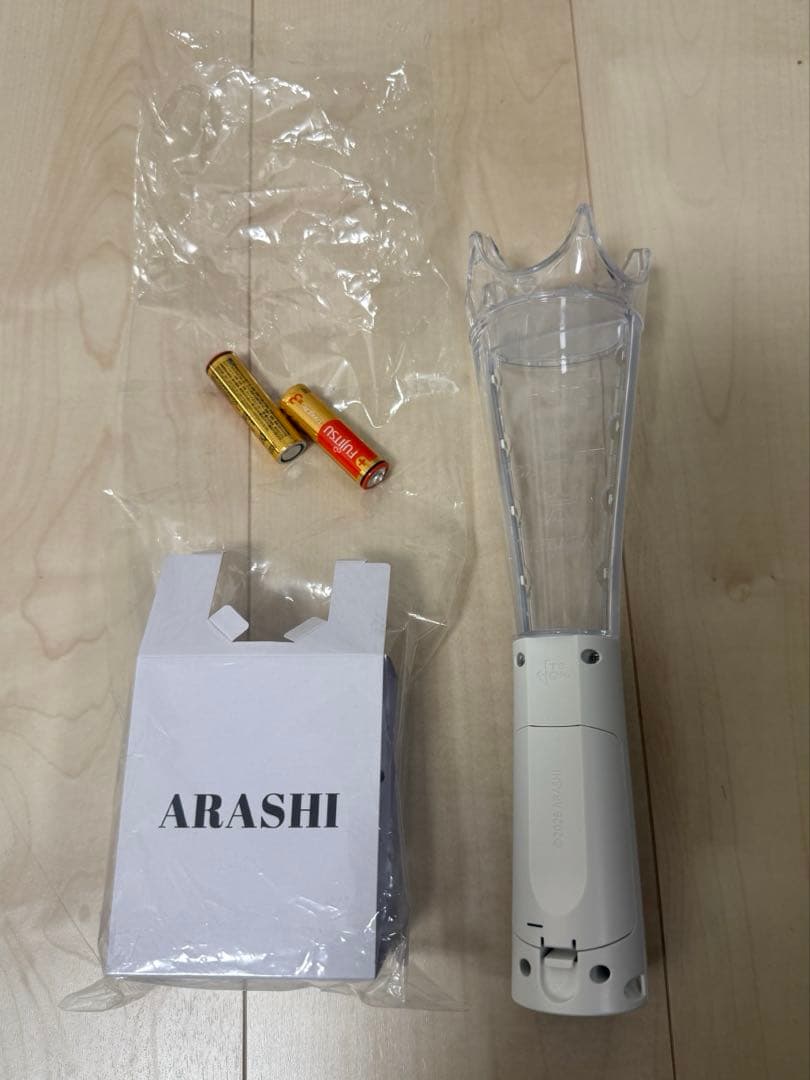 ARASHI ペンライト 2026 ストラップ・電池付　嵐