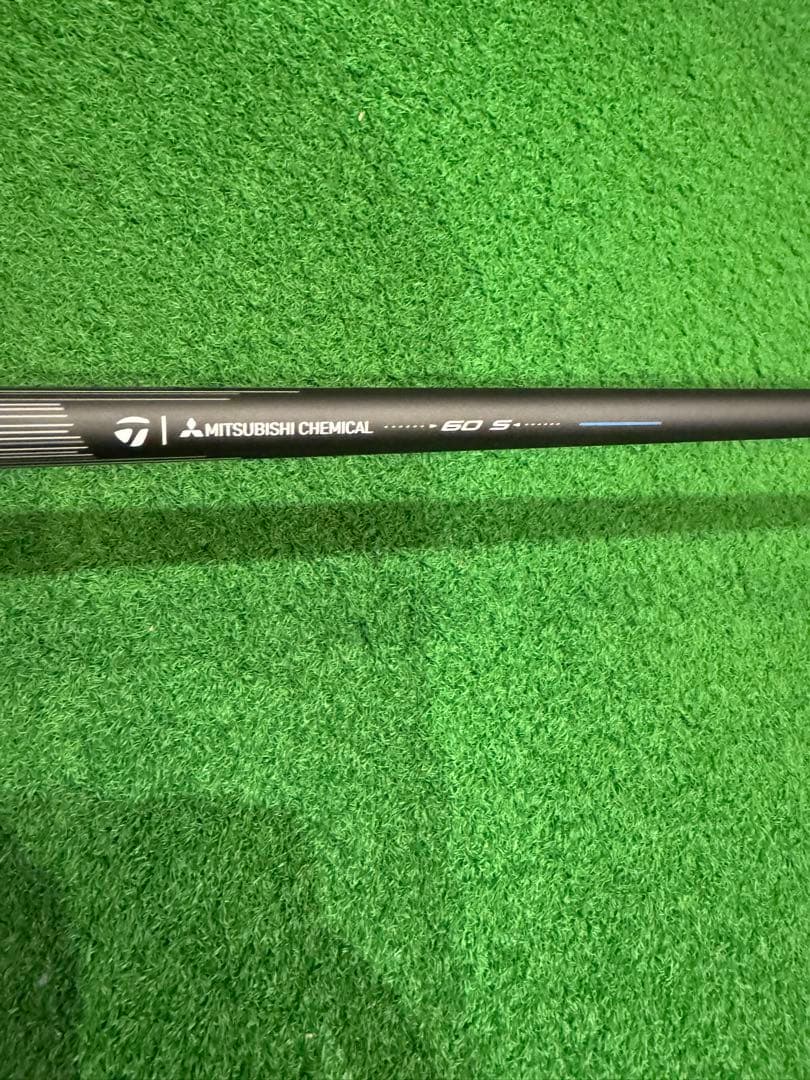 テーラーメイド　qi4d LS ドライバー