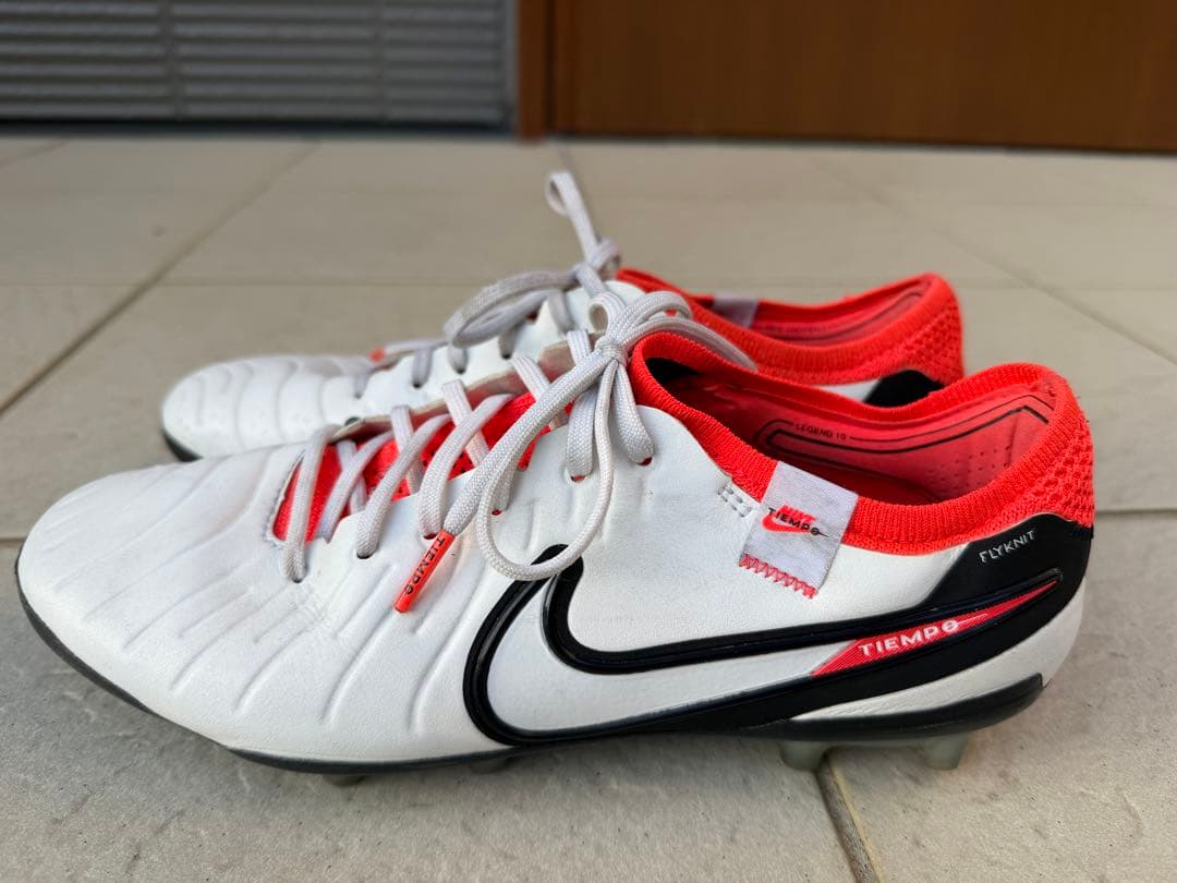 Nike ティエンポレジェンド10エリートAG PRO