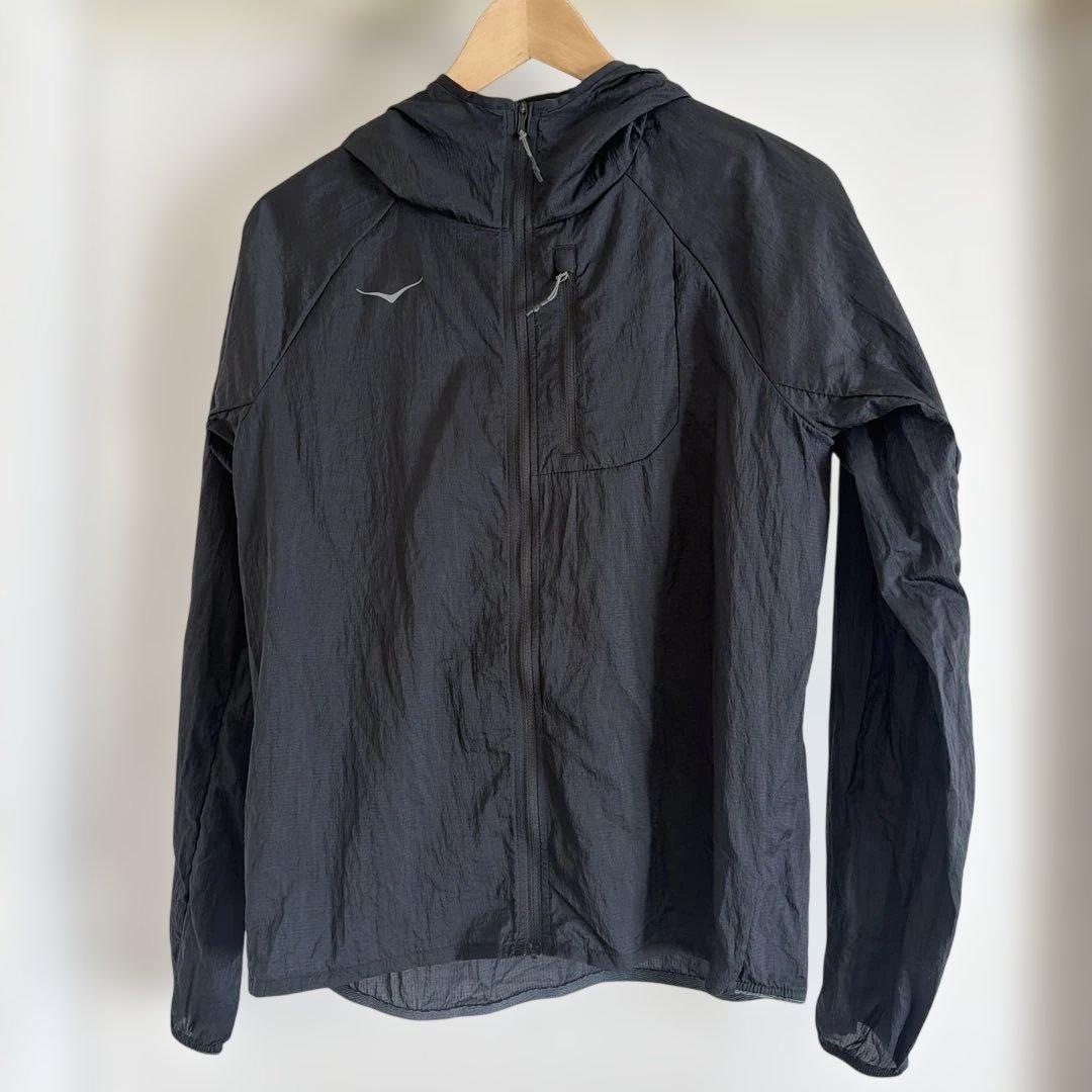 HOKA ホカオネオネ　SKYFLOW JACKET ブラック　サイズS