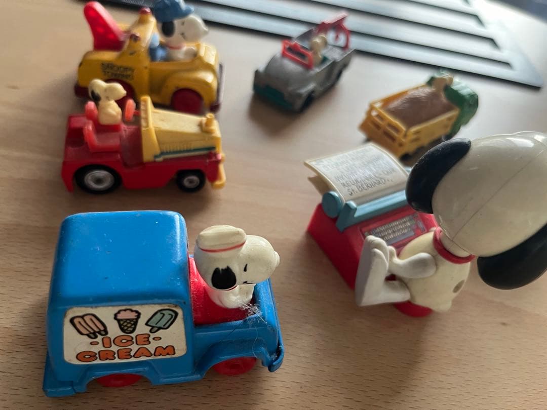 スヌーピーミニカーセット
