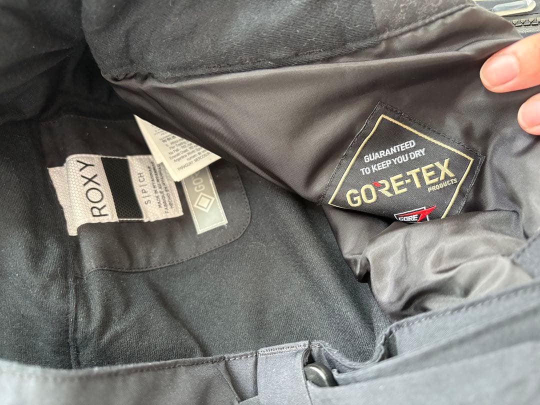最終値下げ⭕️美品⭕️ROXY スノーボードウェア GORE-TEX