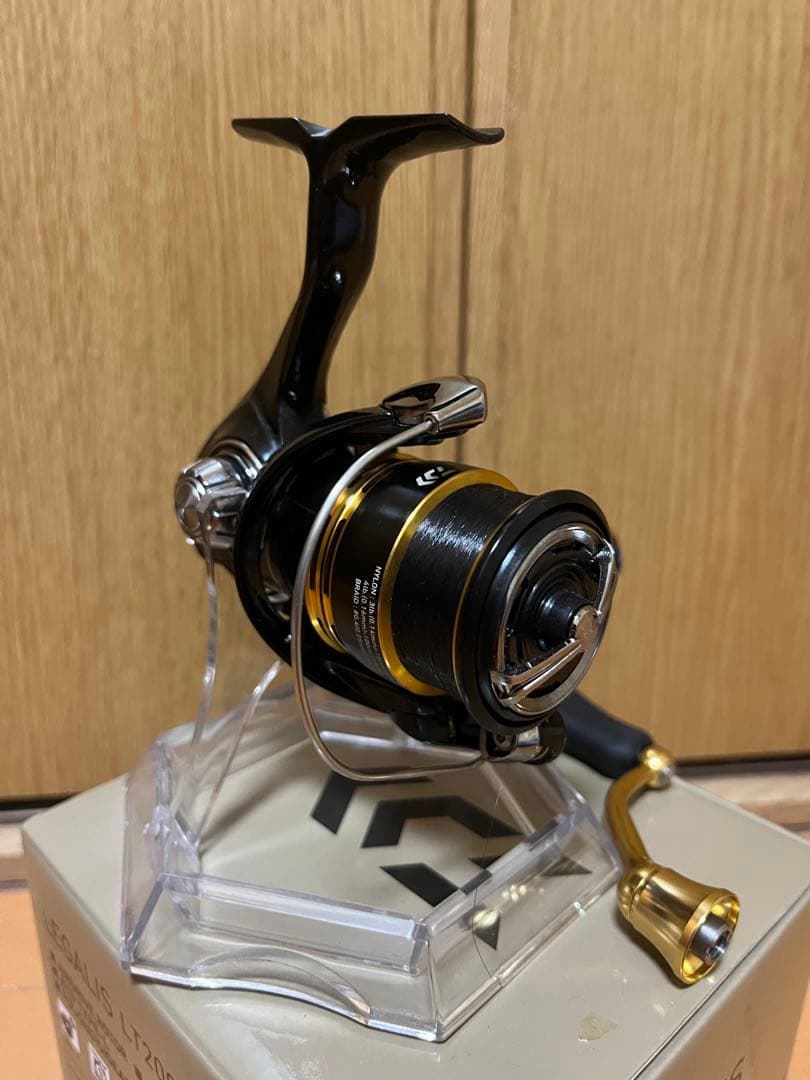 DAIWA LEGALIS LT2000S-P slp worksハンドル