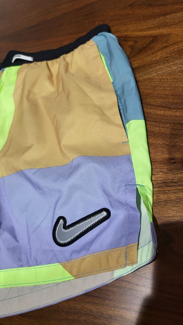 超希少デザイン！NIKE ロゴ刺繍 クレイジーデザイン ランニングショーツ 奇抜