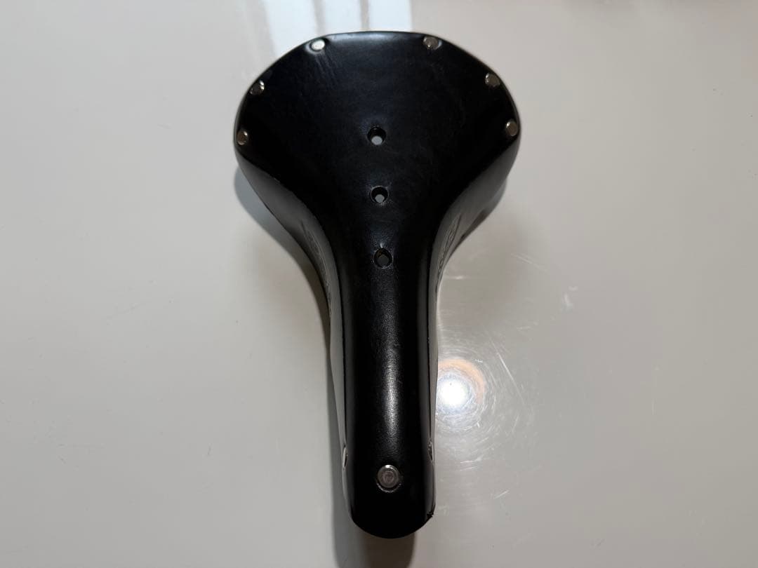 【極美品・英国製】BROOKS B17 チャンピオン レザーサドル（ブラック）