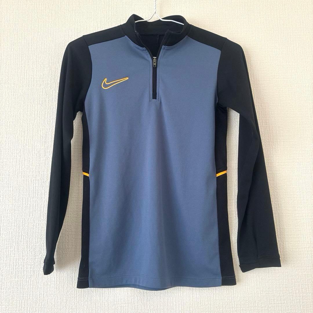 Nikeハーフアップジャージ上下/140cm