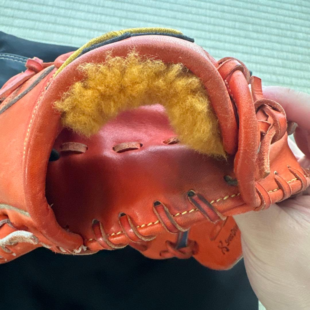 Mizuno 硬式グローブ オレンジ　ピッチャー用　左利き