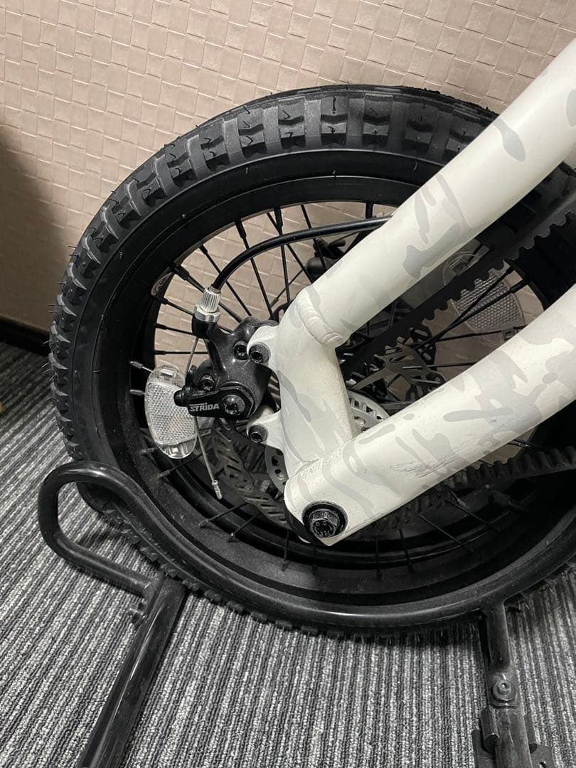 ストライダ　アルパイン　マルチカム　白カモ柄　　 美品　ミニベロ