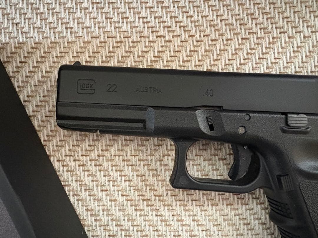 東京マルイ GLOCK 22 エアソフトガン