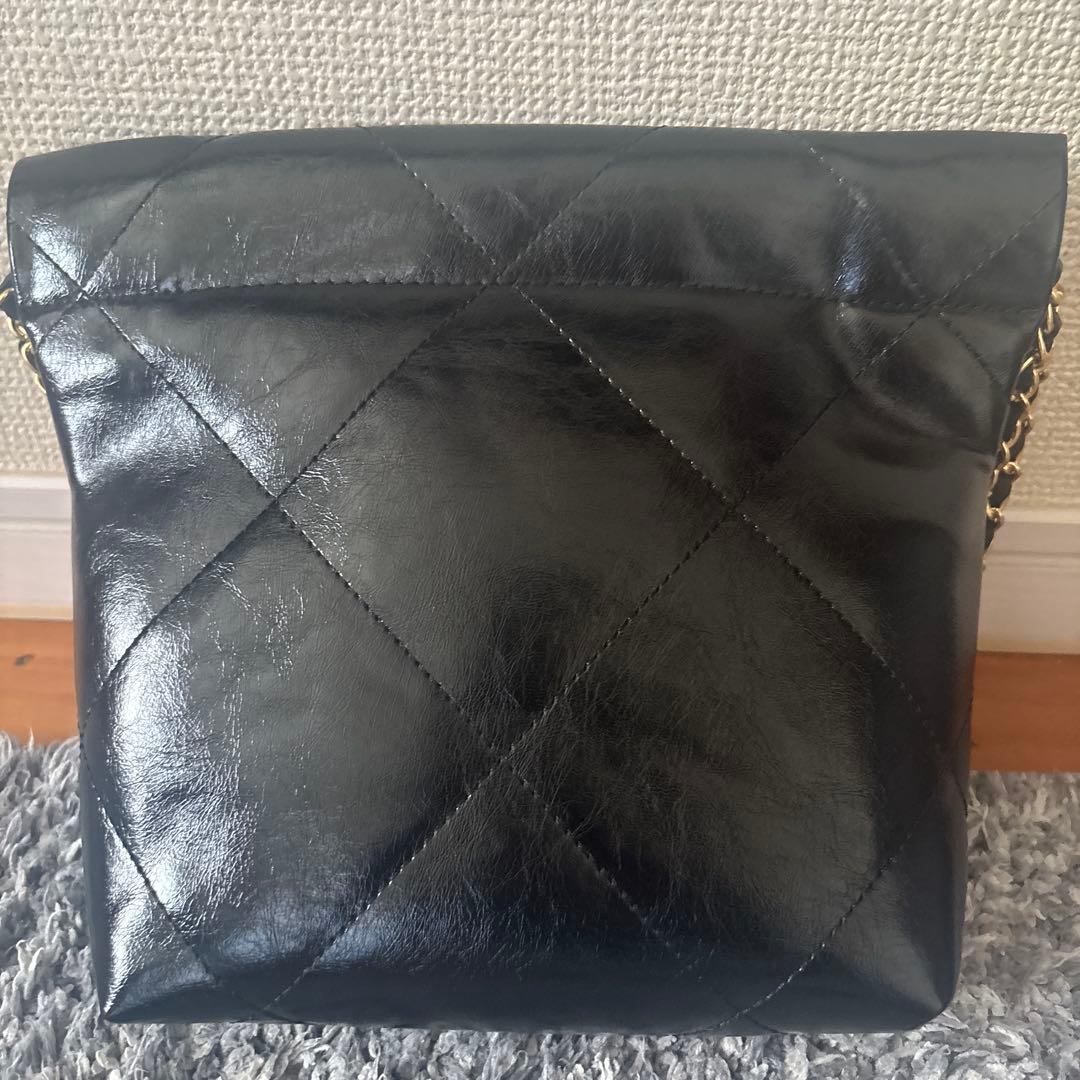 CHANEL ブラックレザーショルダーバッグ ノベルティ2way ポーチ付き