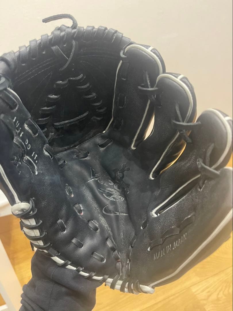 T*様 NIKE VAPOR CUSTOMORDER硬式グローブ 投手用 収納袋