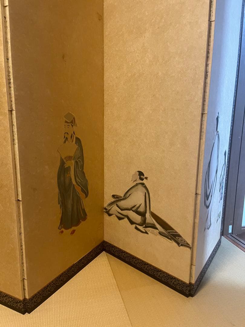 屏風　高価なものです