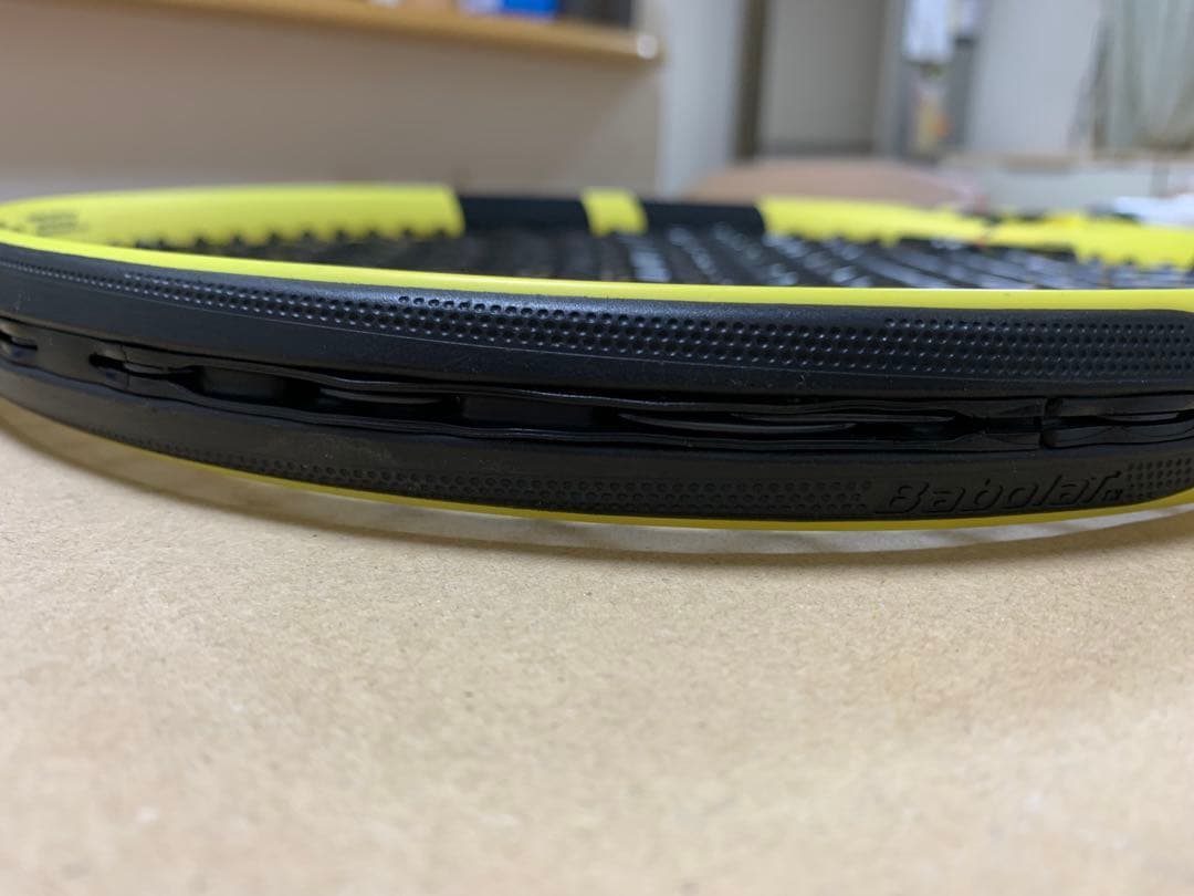 【美品】Babolat PURE AERO + （プラス）2019年モデル