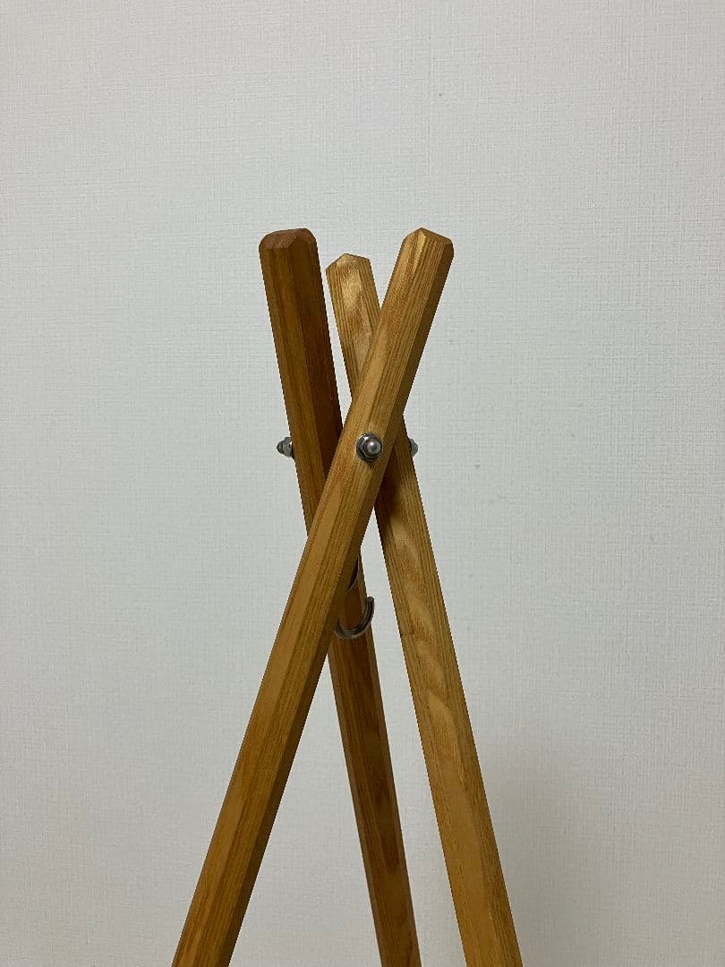 キャンプマニアプロダクツ　木製トライポッド　ランタンスタンド