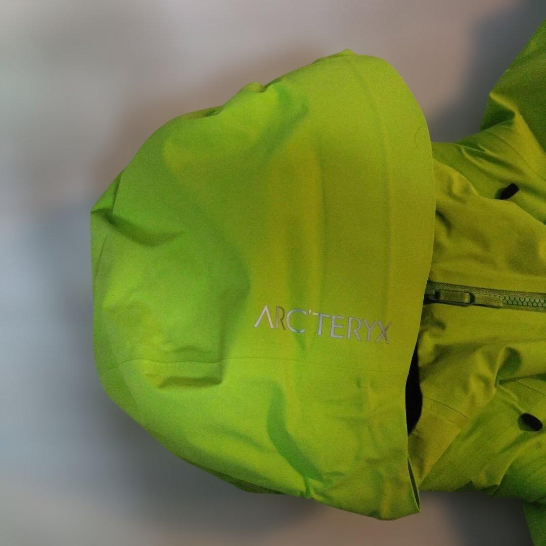 ARC’TERYX RUSH IS JACKET　アークテリクス　ラッシュ IS