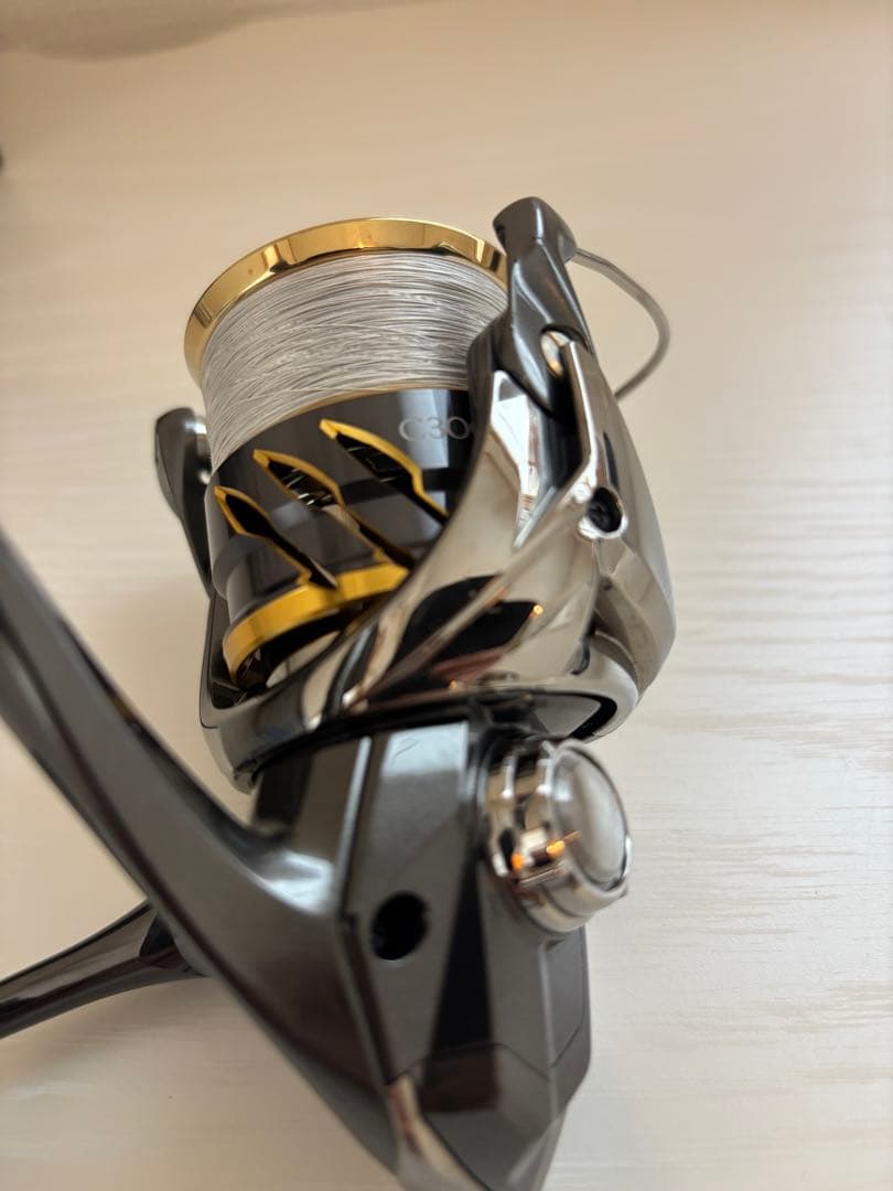 オーバーホール済み 20ツインパワーC3000MHG 【中古】