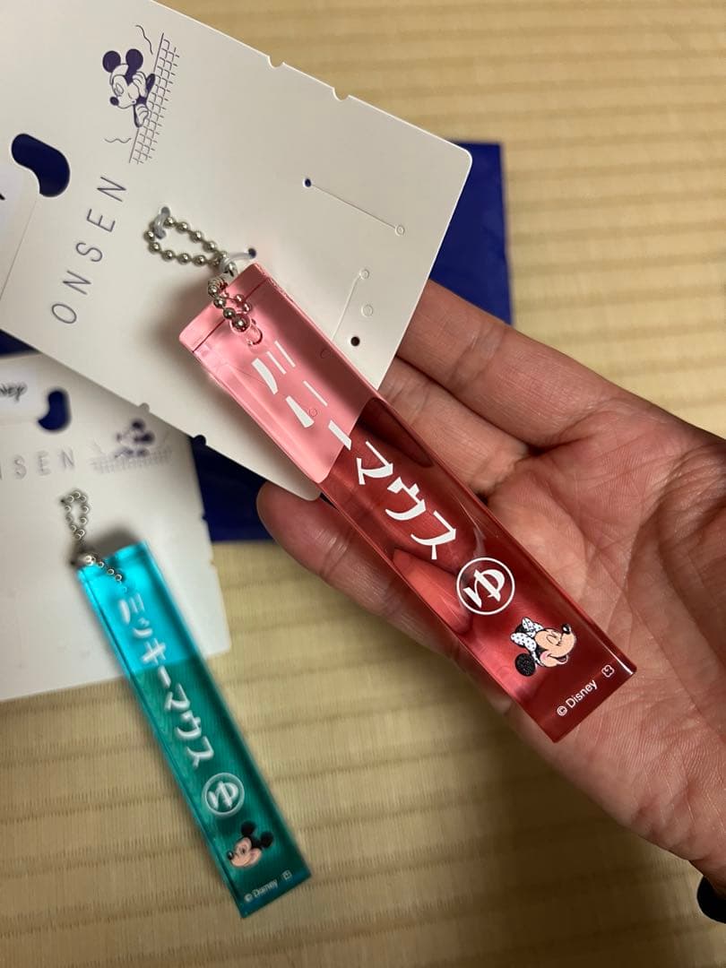 大江戸温泉物語 ディズニーコラボ商品 温泉 アクリルキーホルダー ミッキーミニー