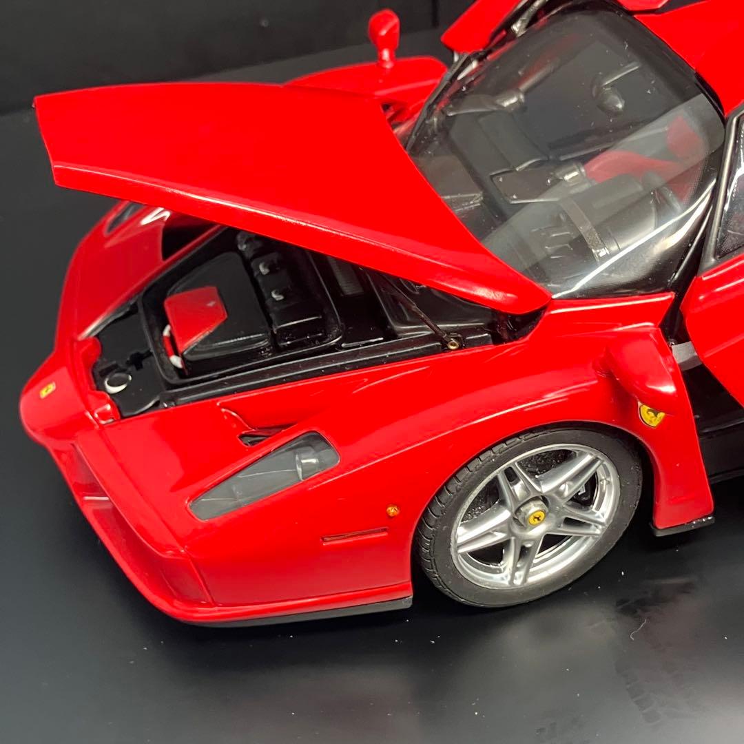 【美品】BBR 1/18 エンツォ・フェラーリ ダイキャスト フル開閉モデル