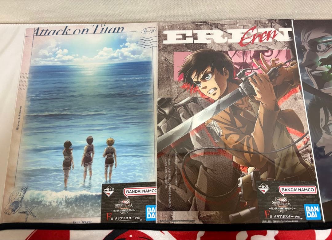 【進撃の巨人】エレン　フィギュア　缶バッジ　クリアポスター　他グッズ　22点