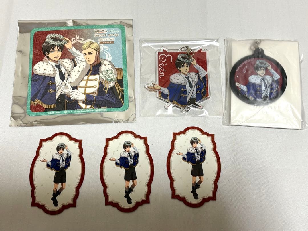 【進撃の巨人】エレン　フィギュア　缶バッジ　クリアポスター　他グッズ　22点